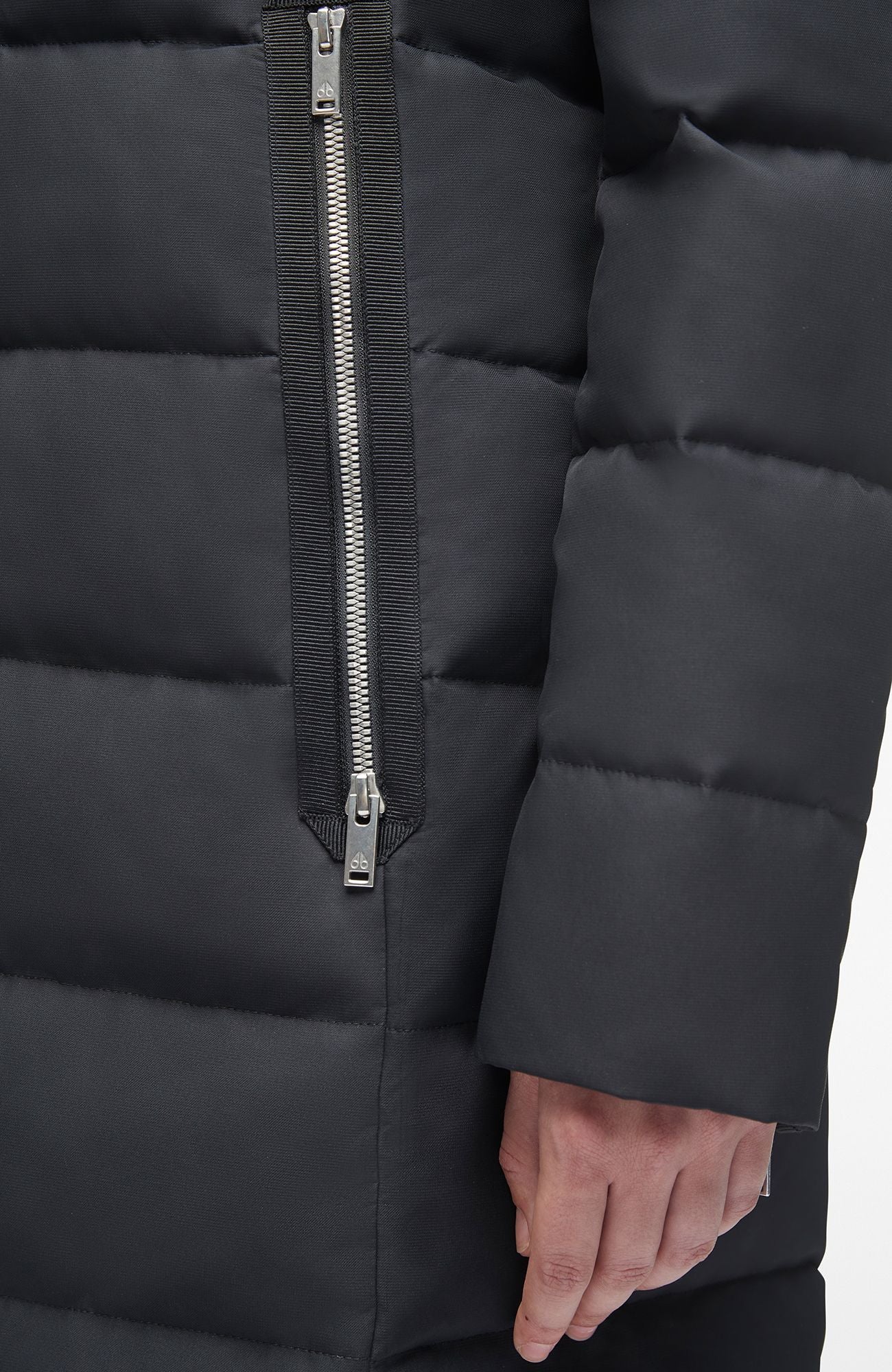 Cloud Berland Parka Black - Image 7