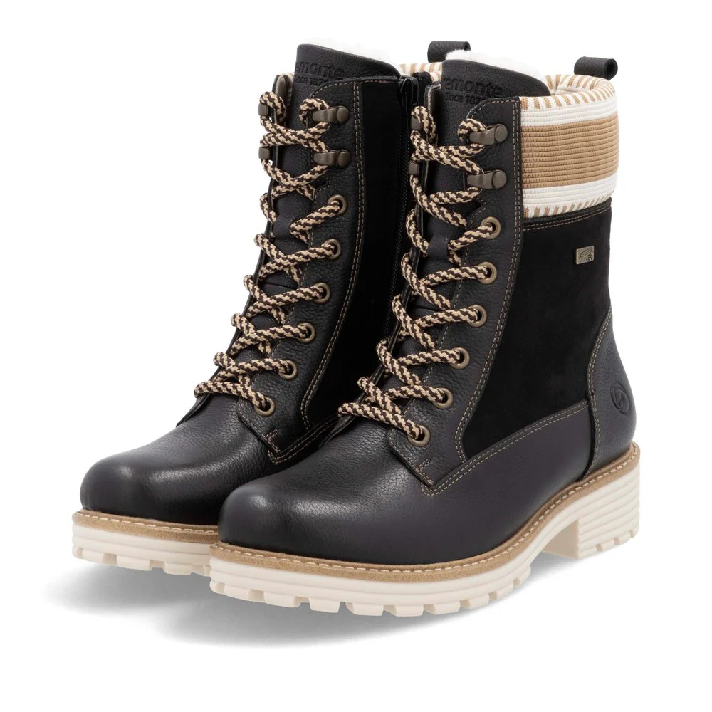 Black Lace Up W Lambs Wool - Image 8