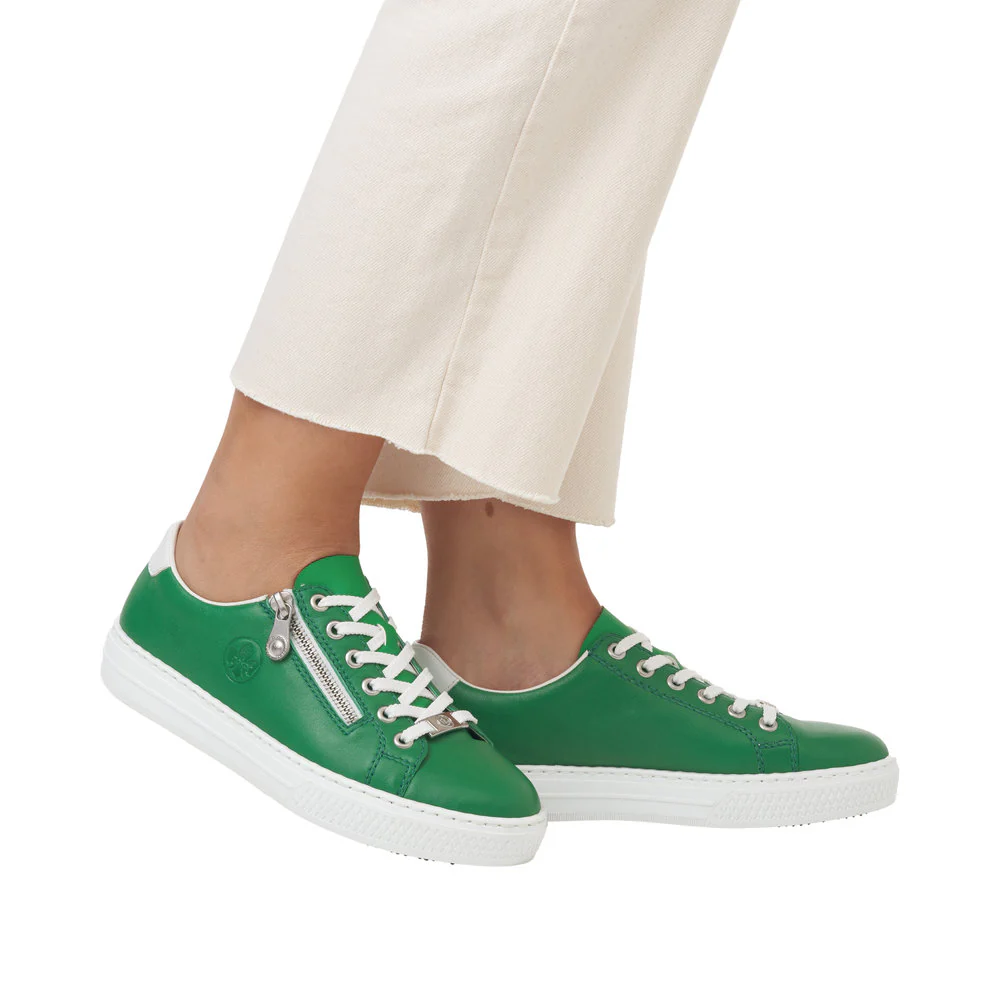 Applegreen Lace Up - Image 8