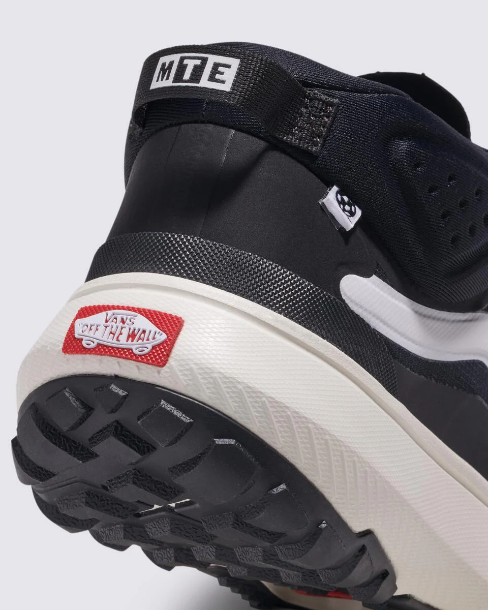 U Mte Crosspath Mid Black/White - Image 4